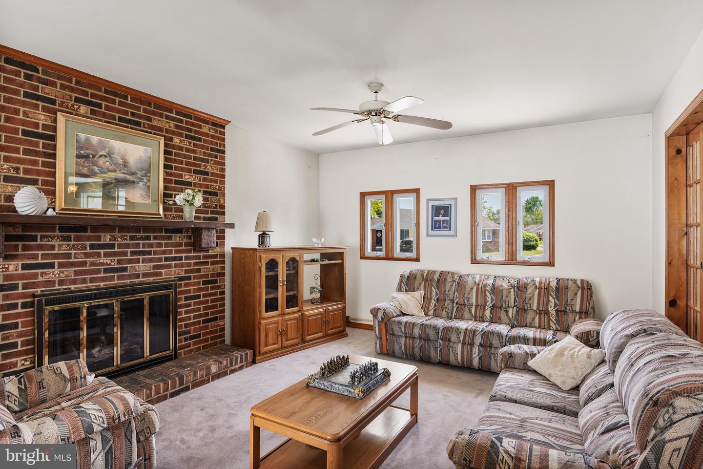 101 West Ct