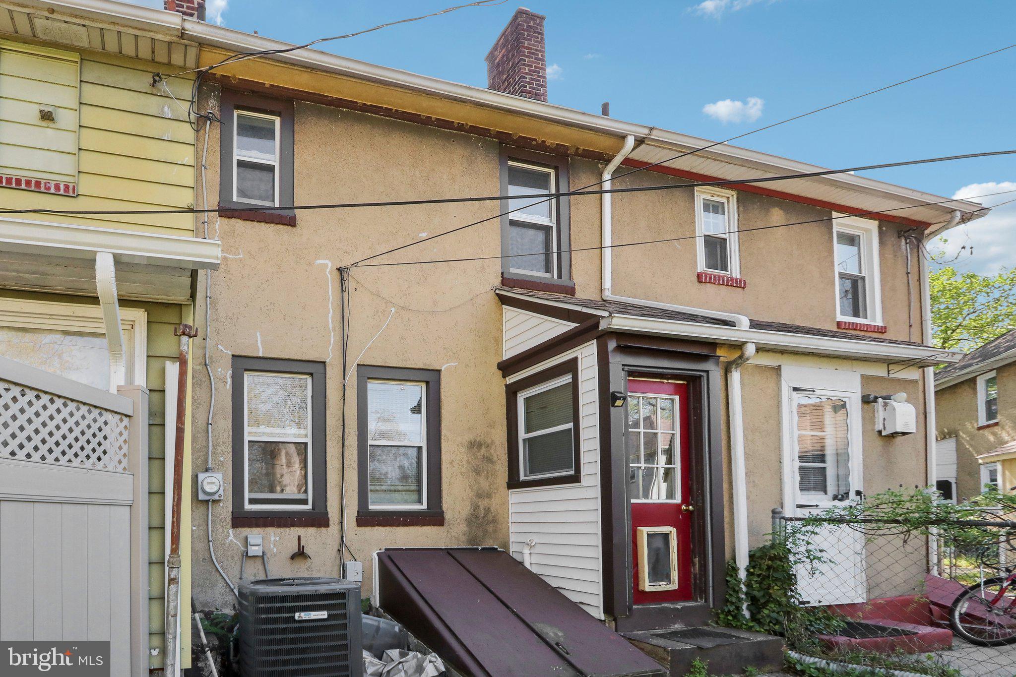 507 Paris Ave