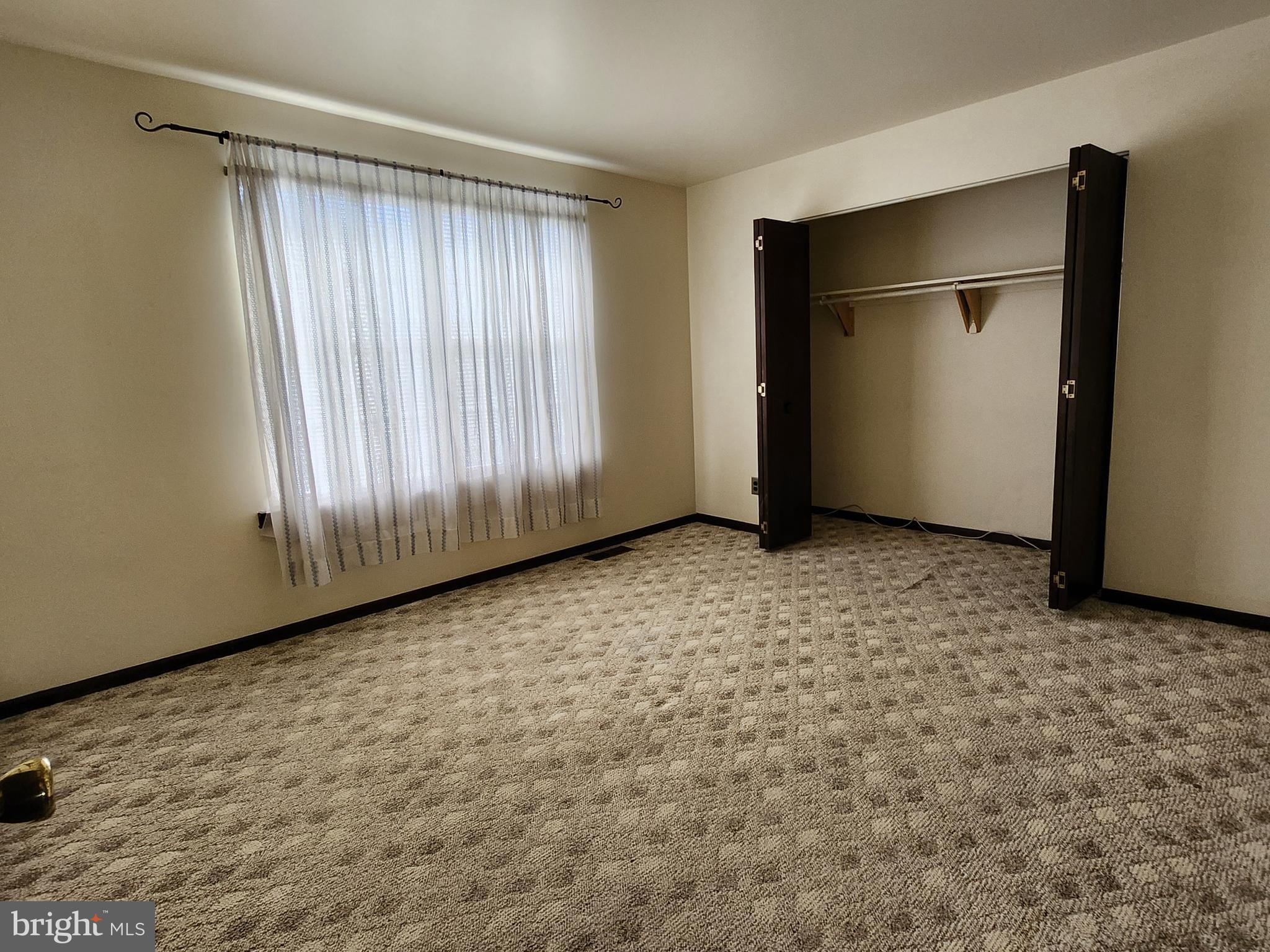 1205 B E ATLANTIC AVENUE