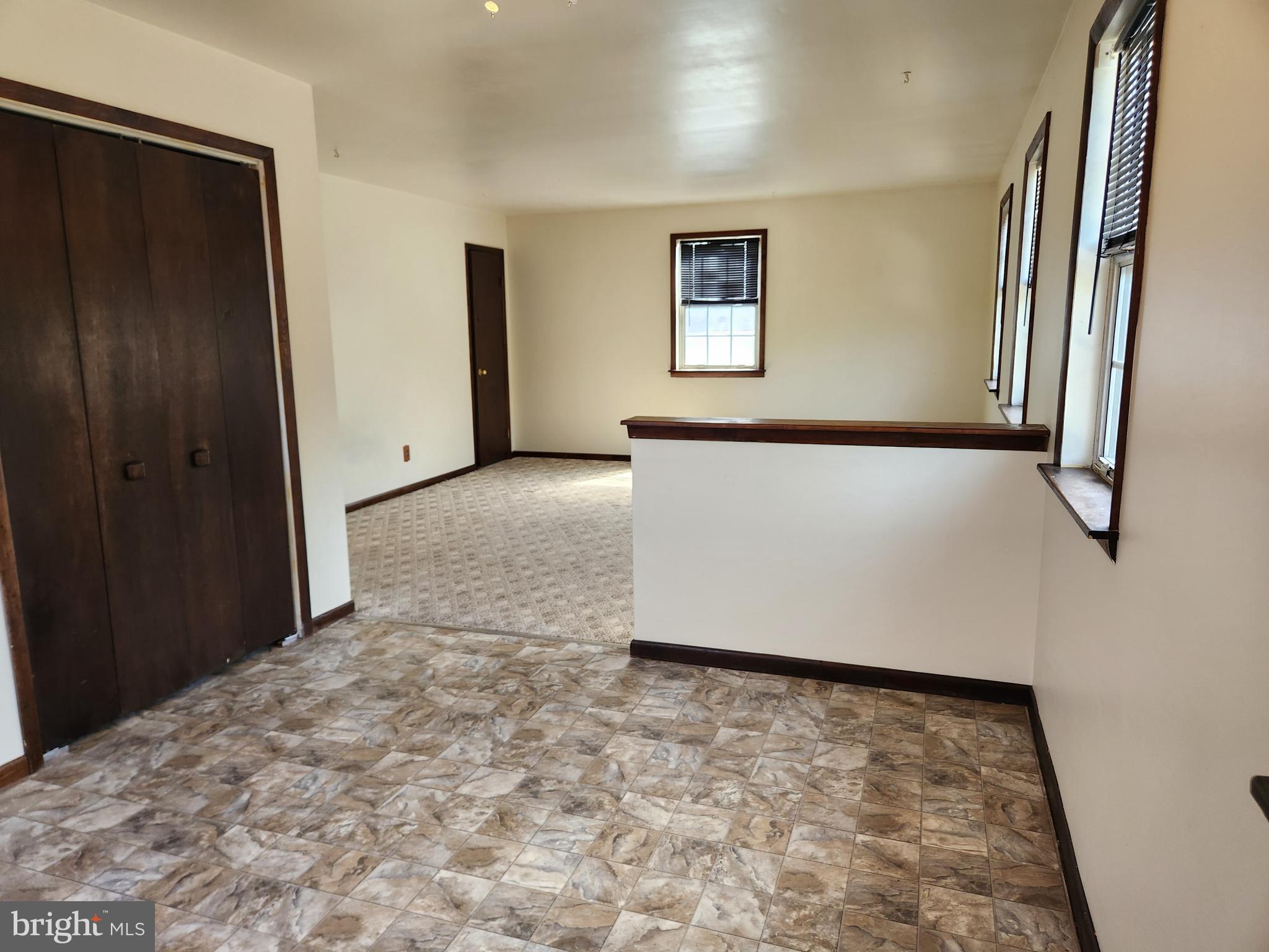 1205 B E ATLANTIC AVENUE