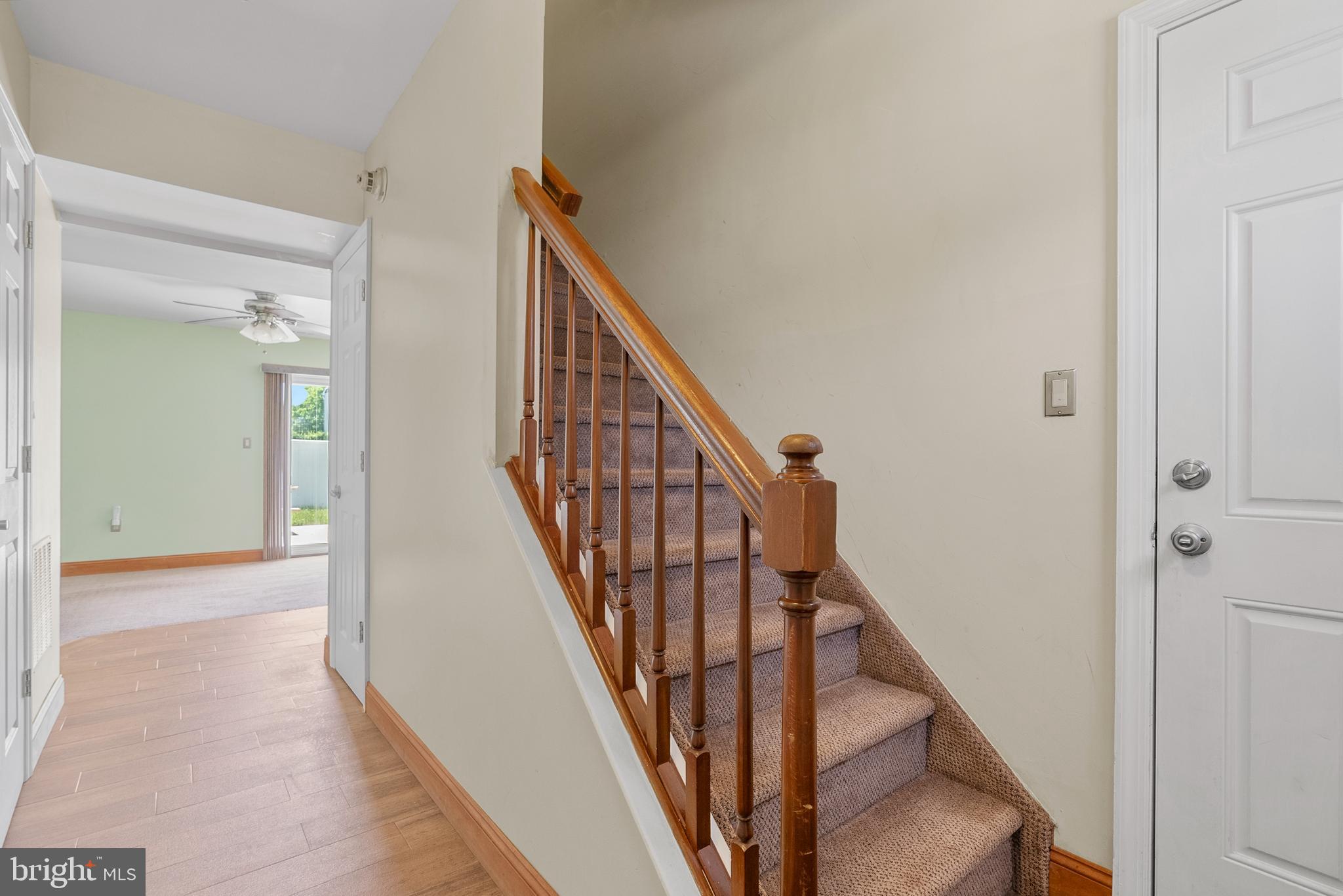 64 Hampton Gate Dr