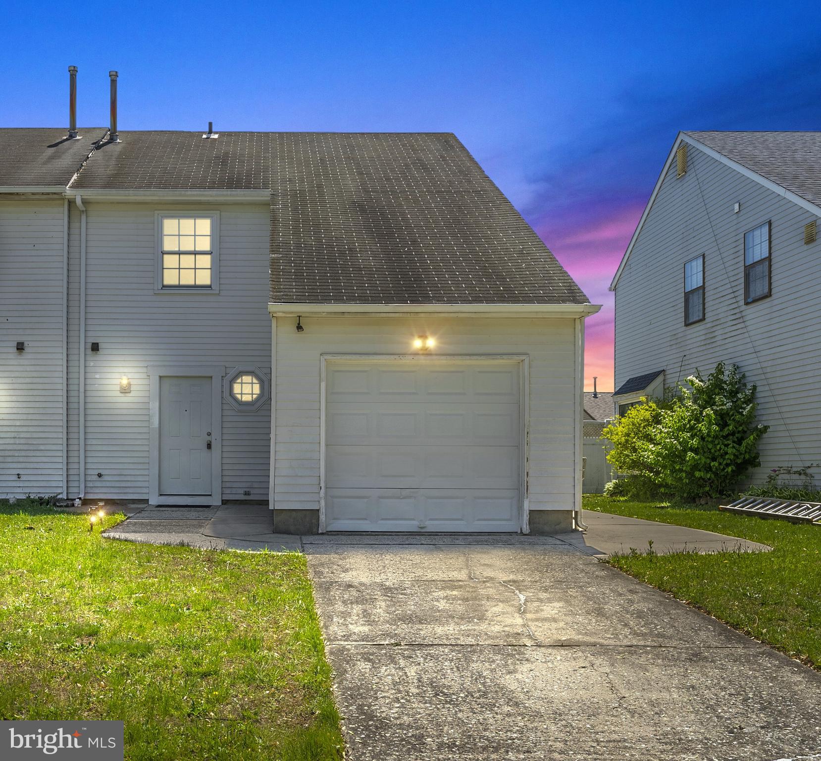64 Hampton Gate Dr