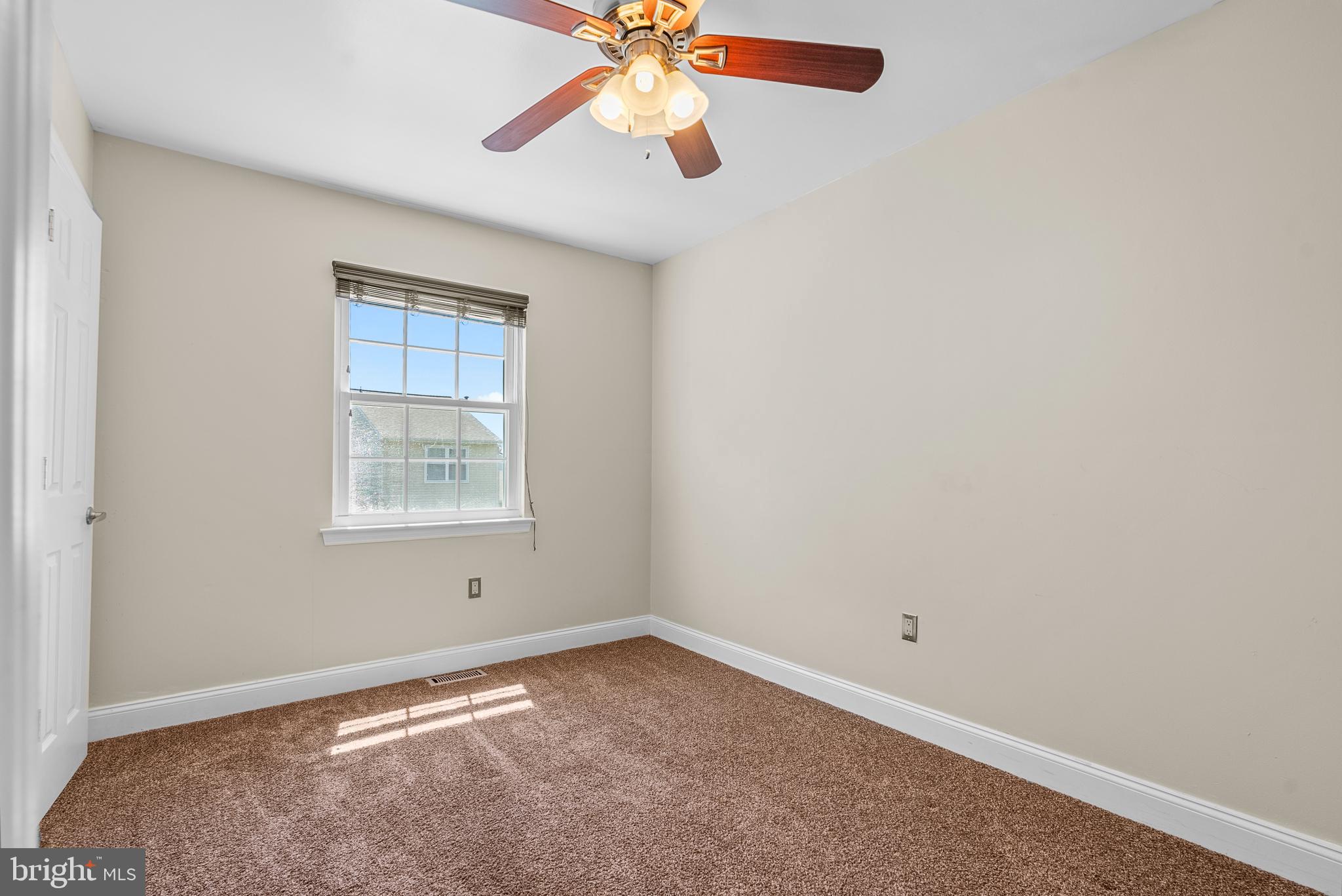 64 Hampton Gate Dr