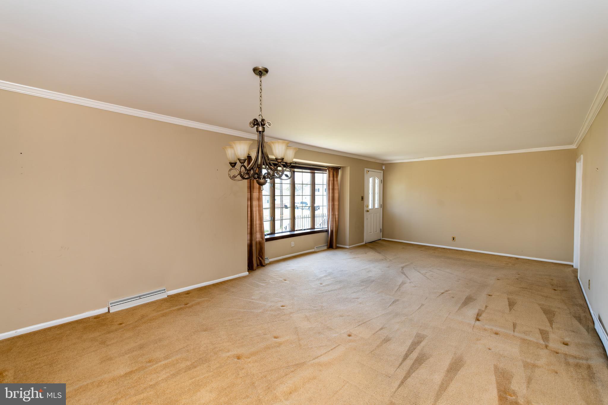 415 PLANTATION DRIVE