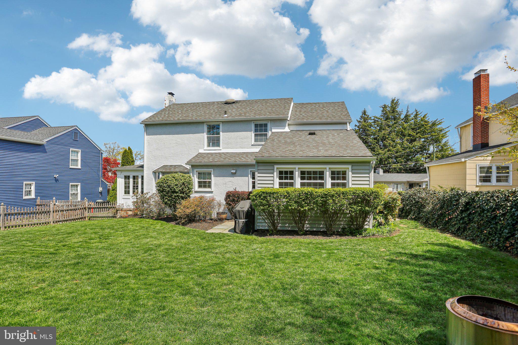 512 Homestead Ave