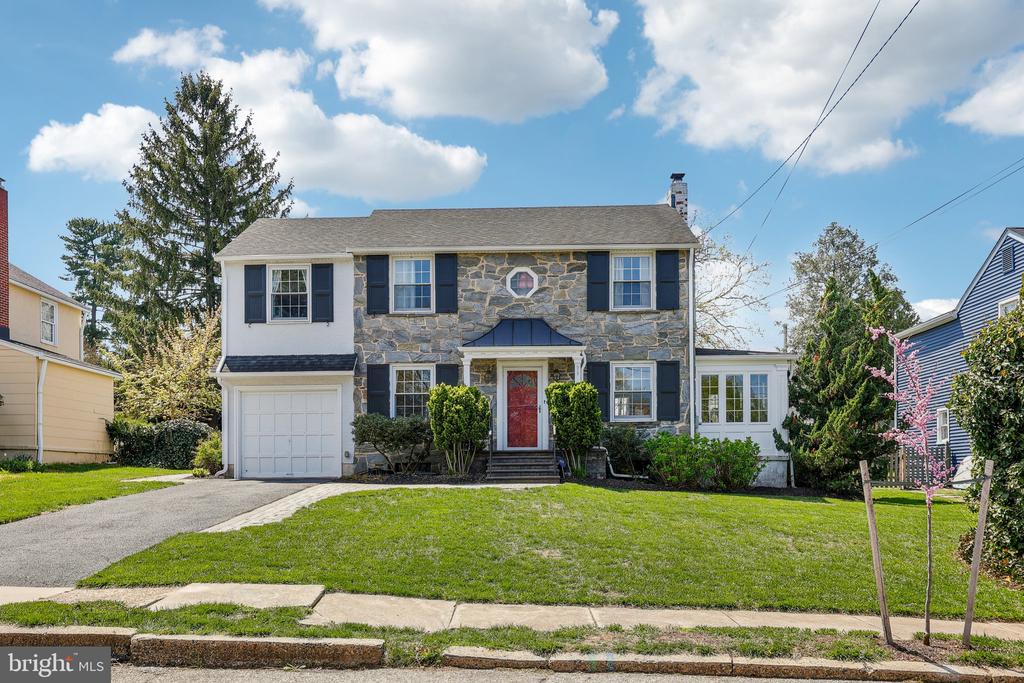 512 Homestead Ave