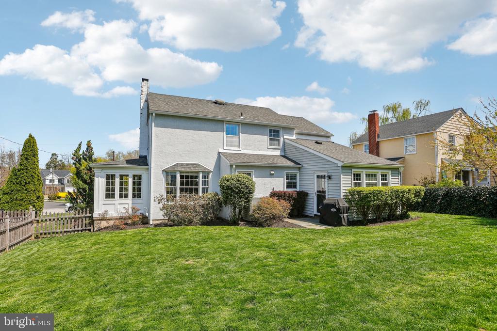 512 Homestead Ave