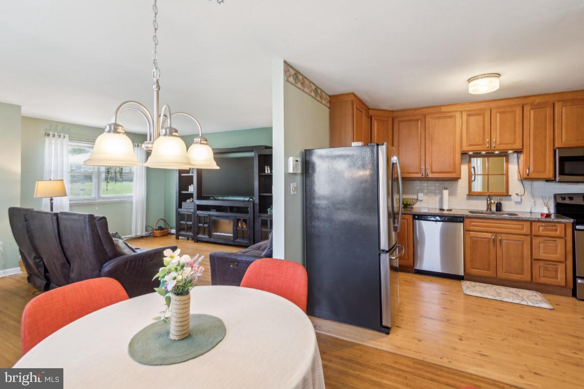 144 ELMTOWNE BOULEVARD