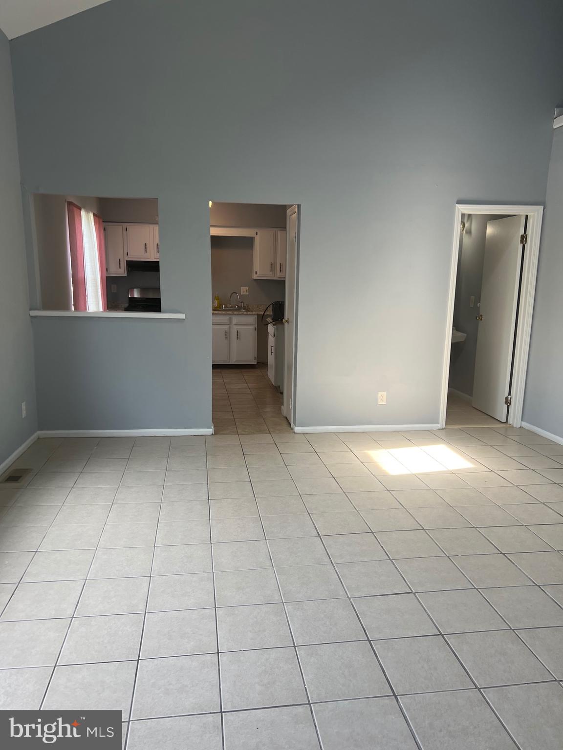 13 A HAMPTON GATE DRIVE