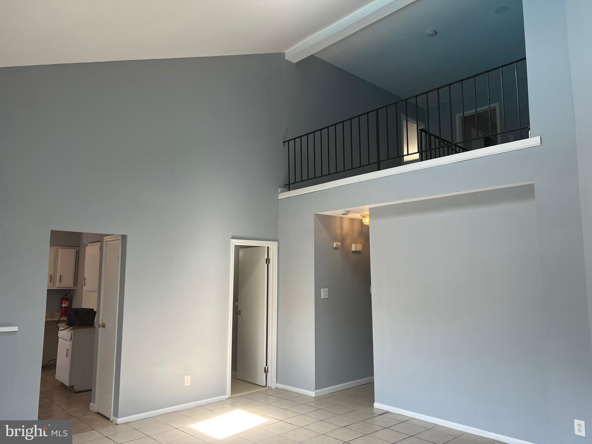 13 A HAMPTON GATE DRIVE
