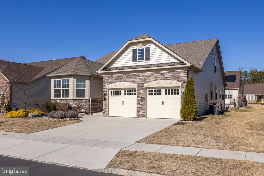 39 Ravenna Dr