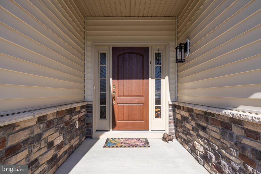 39 Ravenna Dr