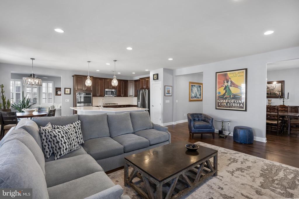 39 Ravenna Dr