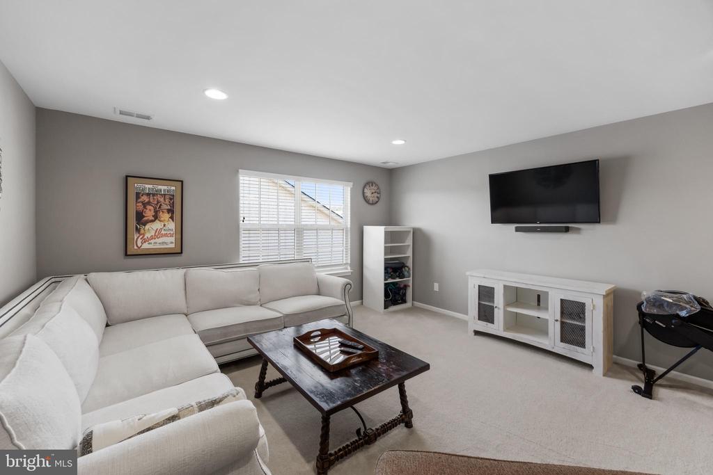 39 Ravenna Dr