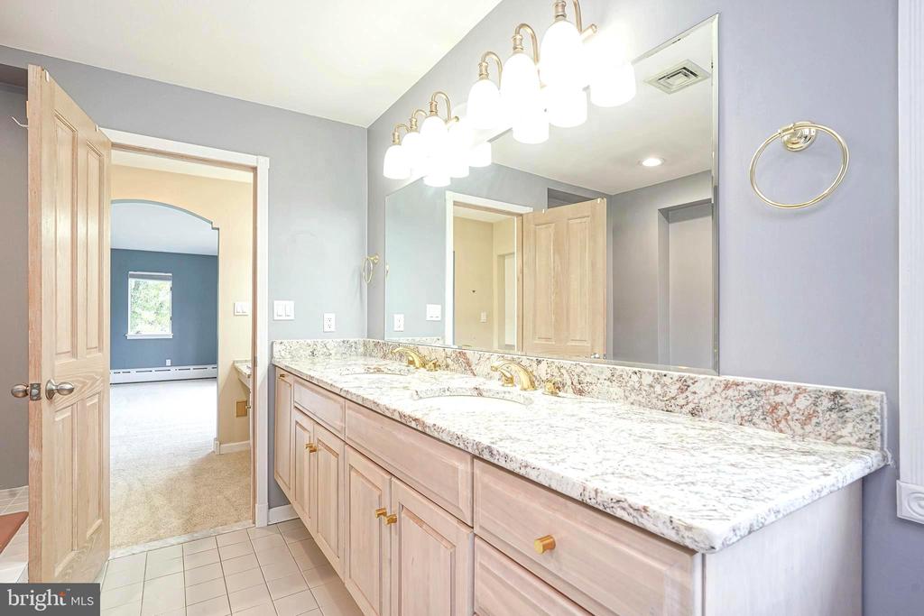 1056 CHEWS LANDING ROAD