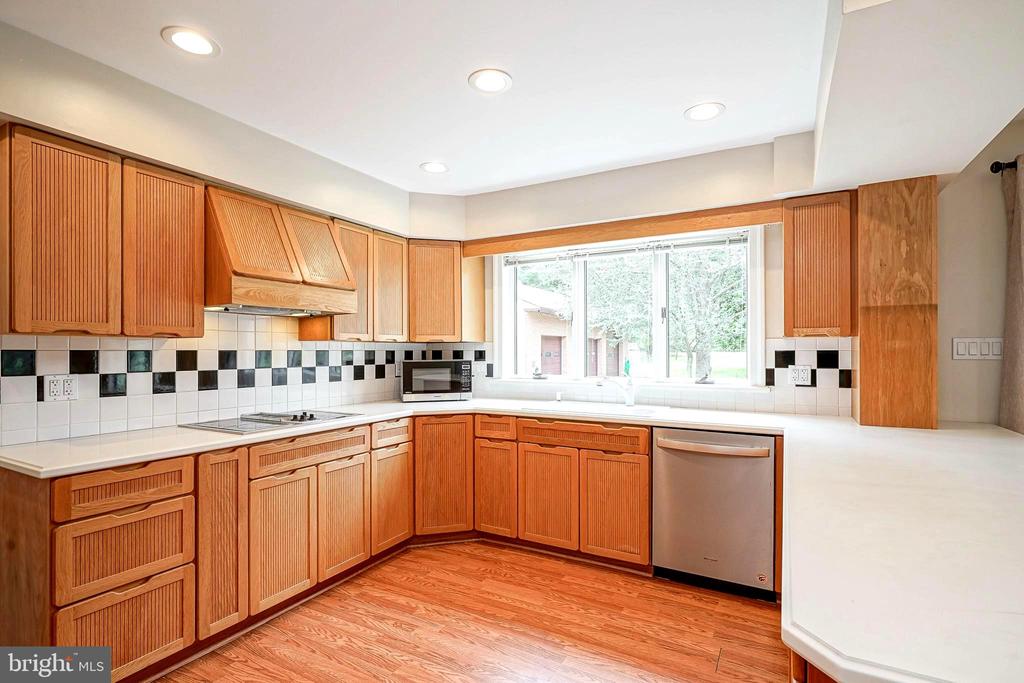 1056 CHEWS LANDING ROAD