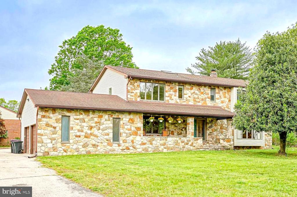 1056 CHEWS LANDING ROAD