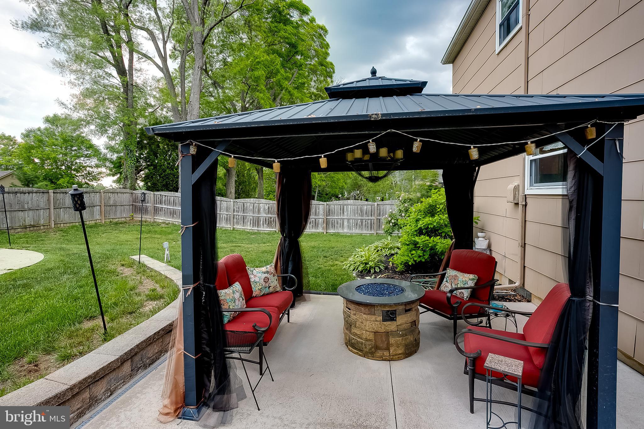 14 Blue Bell Dr