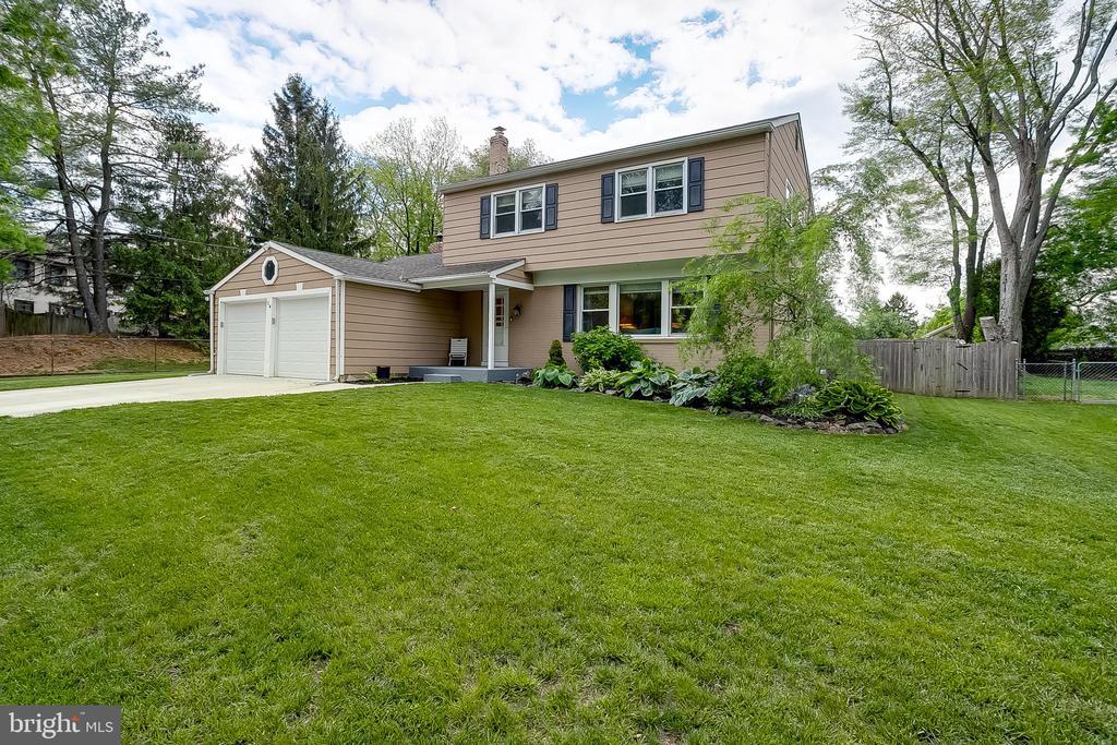 14 Blue Bell Dr