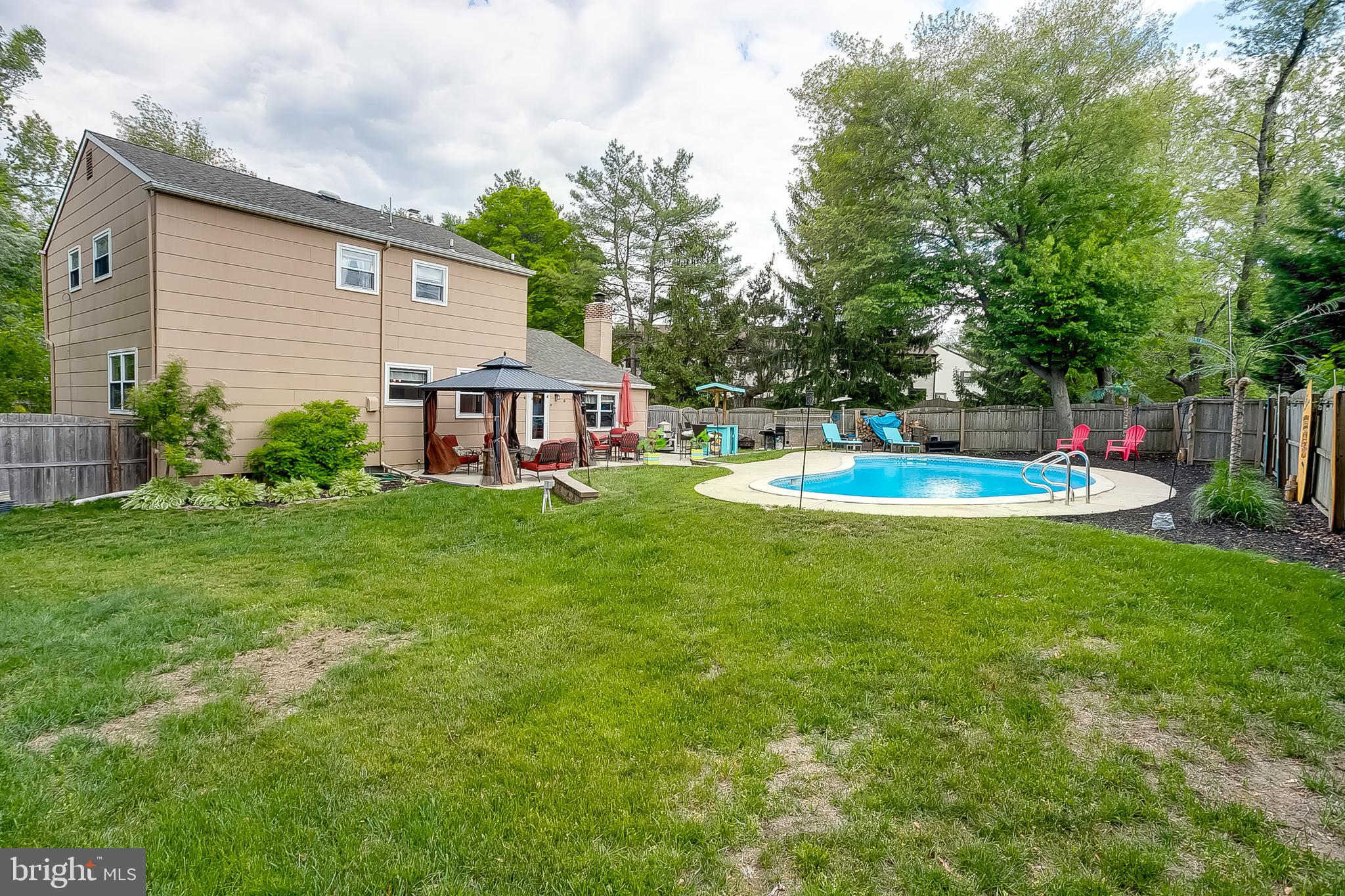 14 Blue Bell Dr