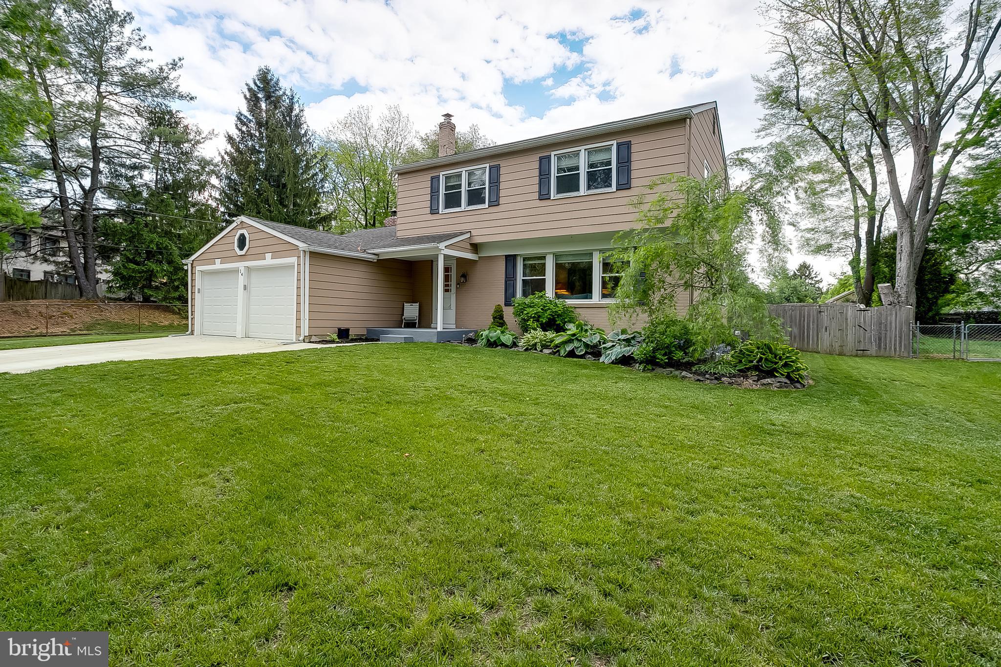 14 Blue Bell Dr
