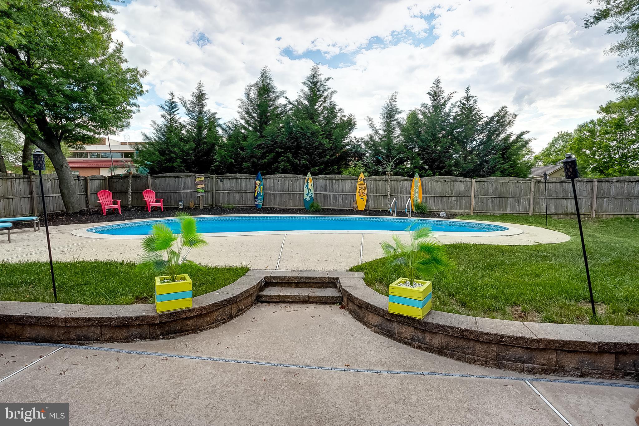 14 Blue Bell Dr