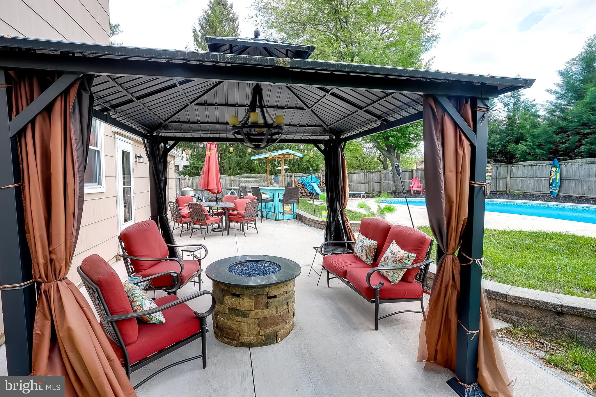 14 Blue Bell Dr