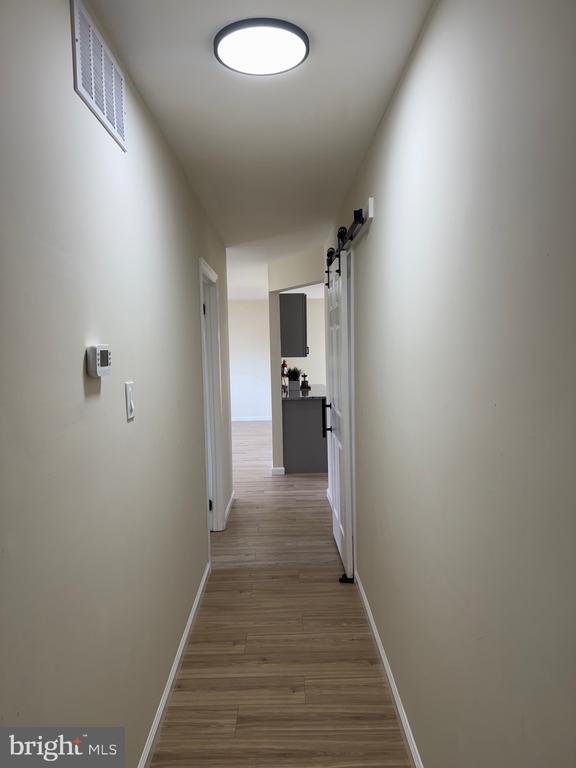6 HOLLY RUN DRIVE