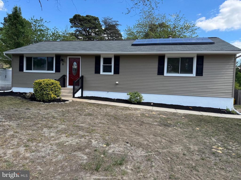 6 HOLLY RUN DRIVE