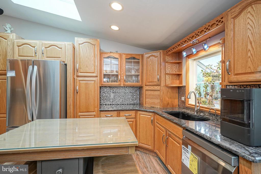 309 TRENTON AVENUE
