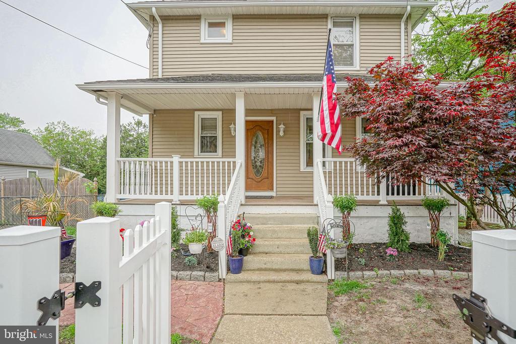 309 TRENTON AVENUE