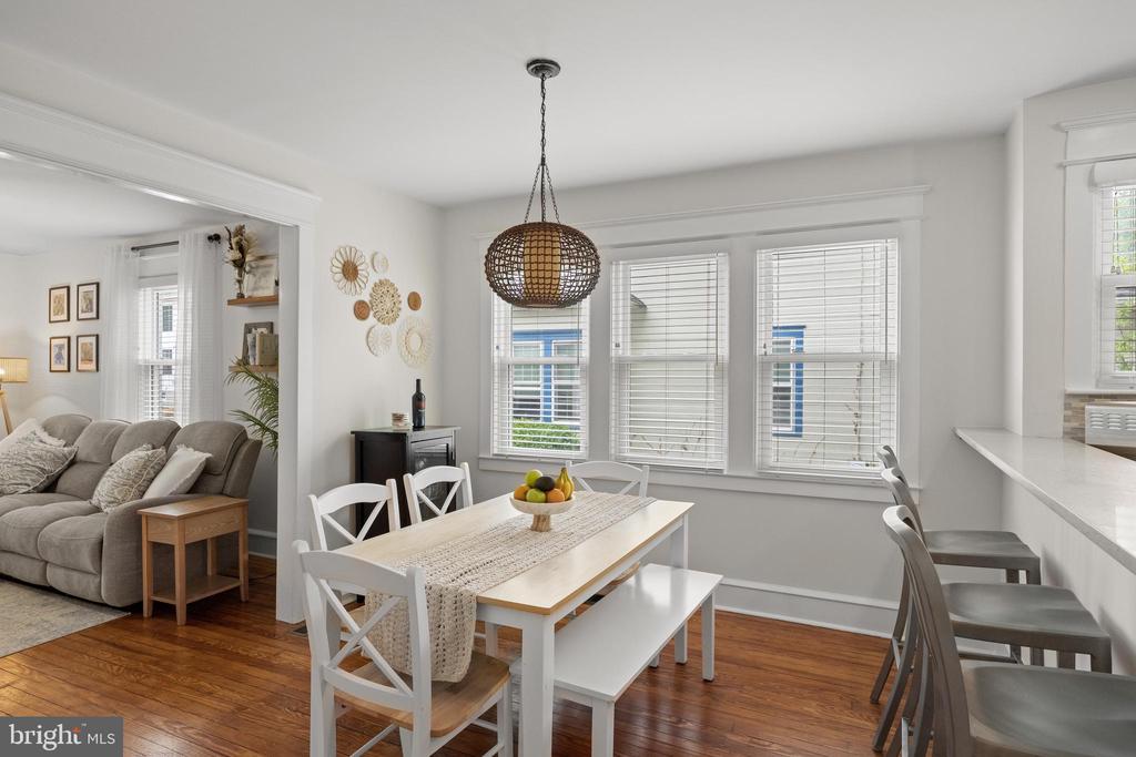 25 Elm Ave