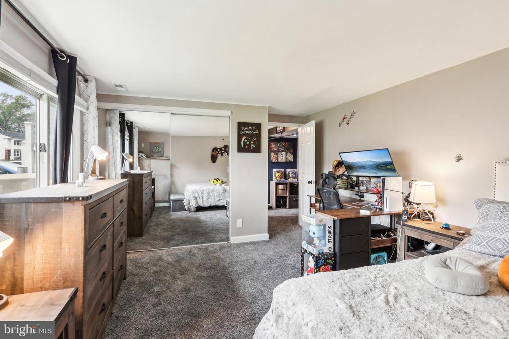 11 Blue Ridge Rd