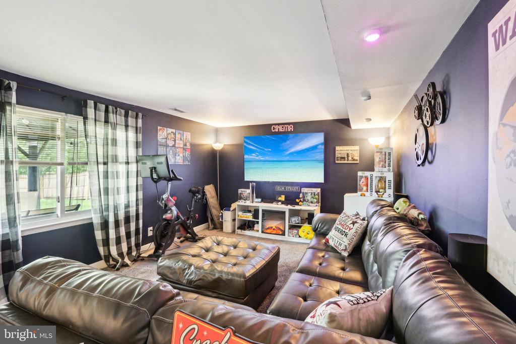 11 Blue Ridge Rd