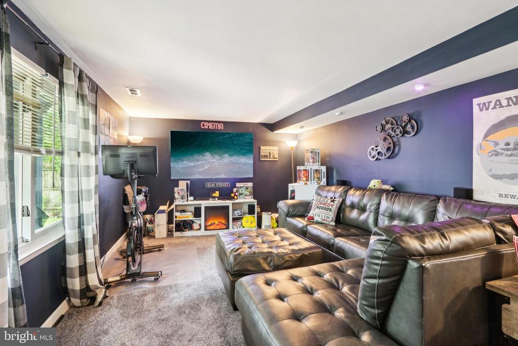 11 Blue Ridge Rd