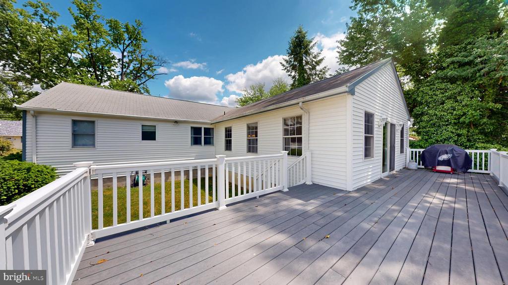 38 WARD AVENUE