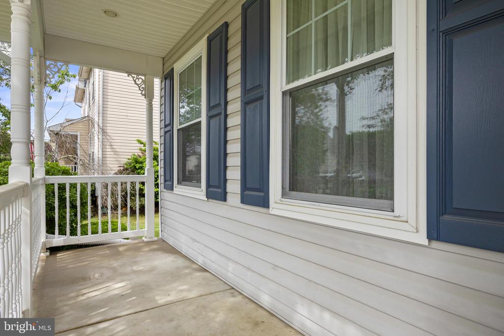 21 Lexington Park Rd