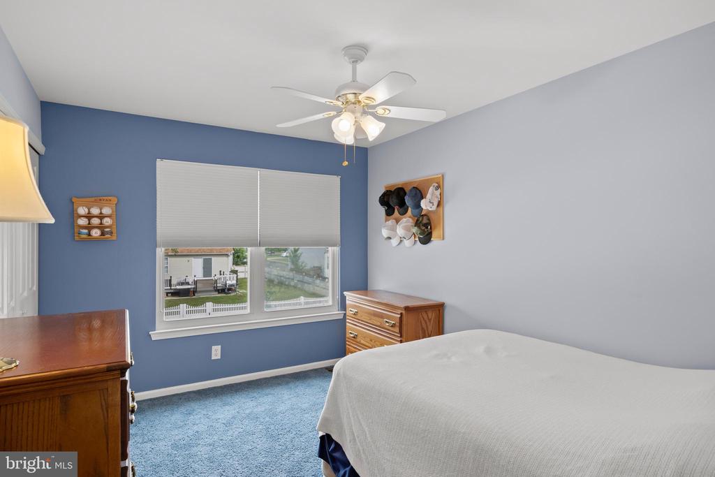 21 Lexington Park Rd