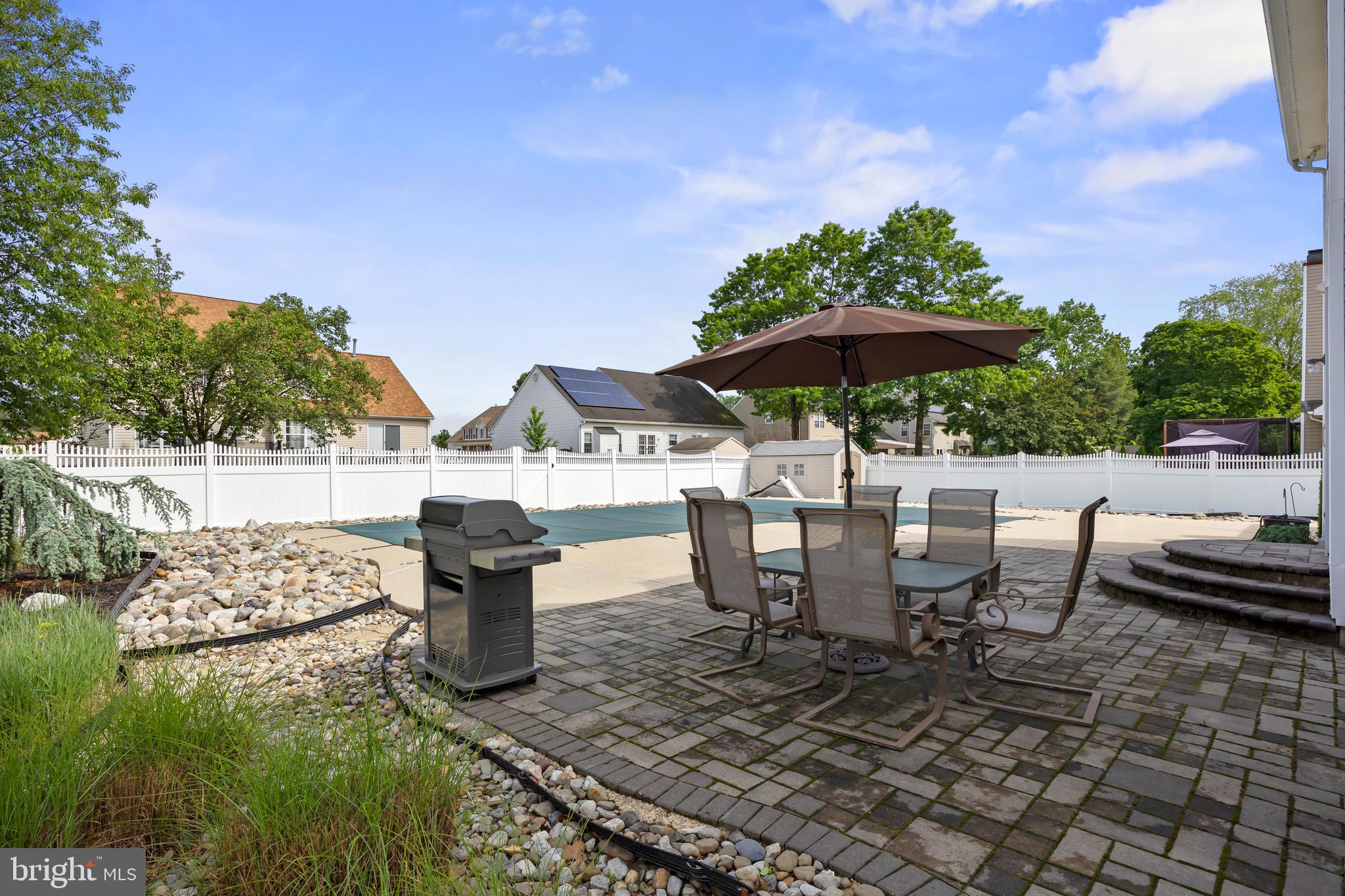 21 Lexington Park Rd