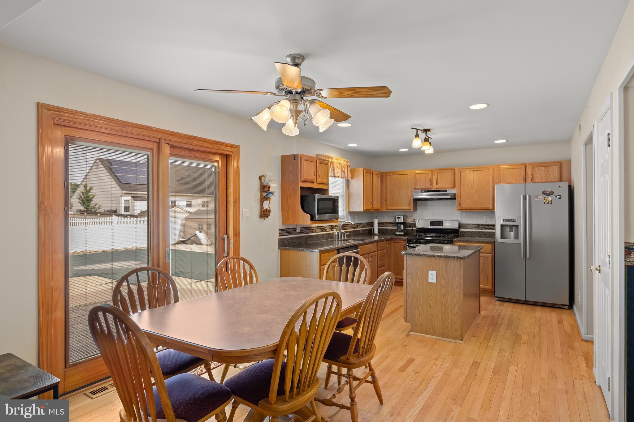 21 Lexington Park Rd