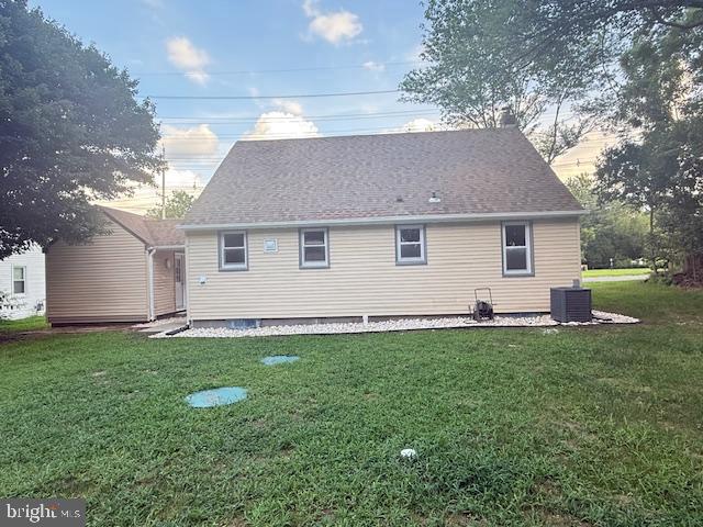 819 E EVESHAM ROAD
