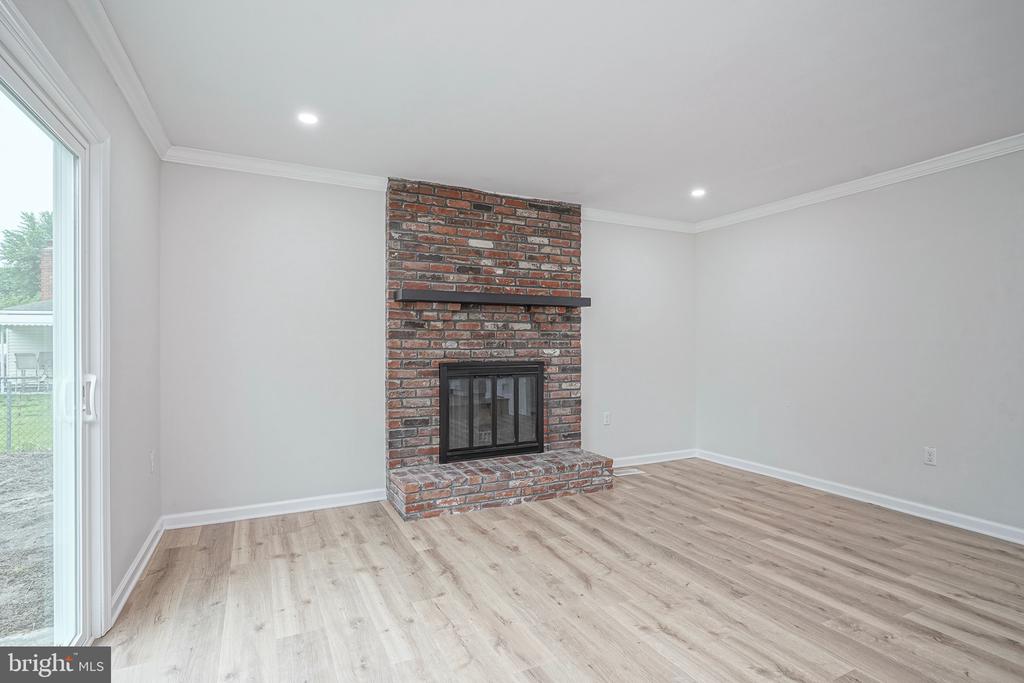 26 JEFFERSON DRIVE