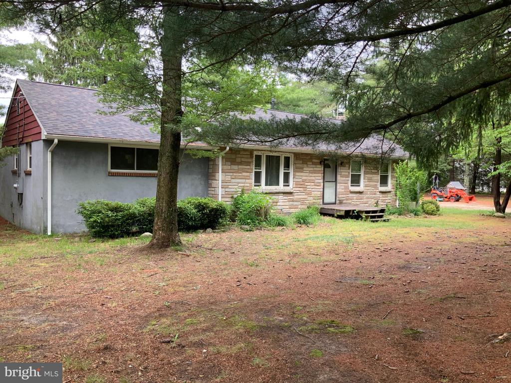 472 JACKSON ROAD
