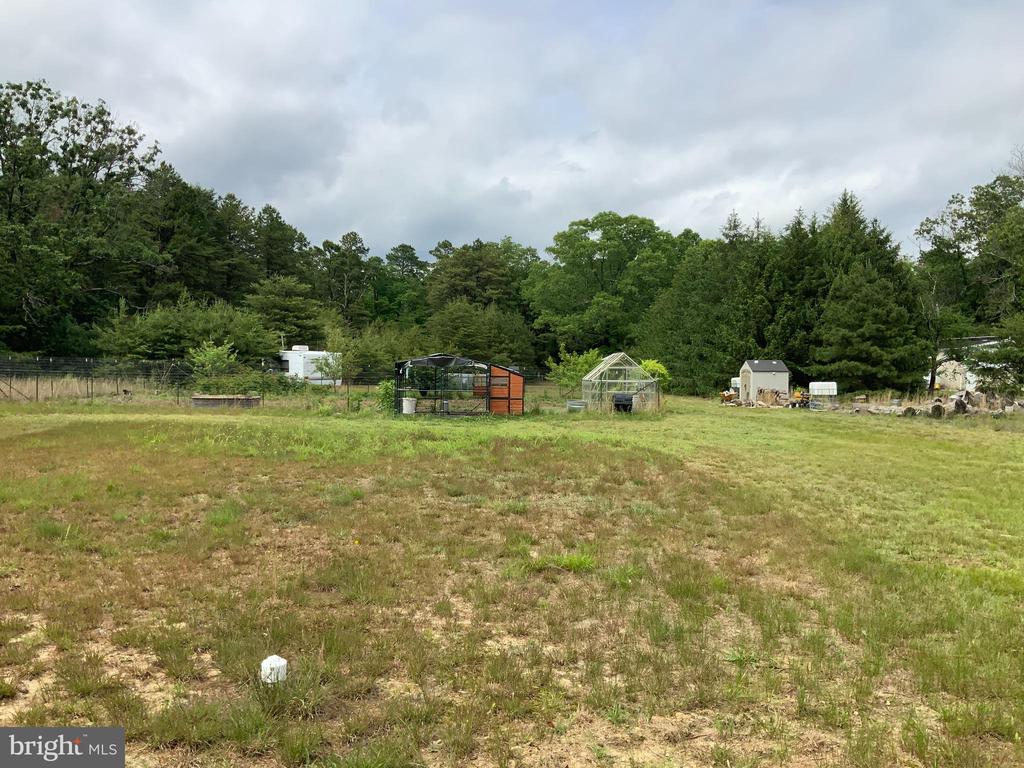 472 JACKSON ROAD