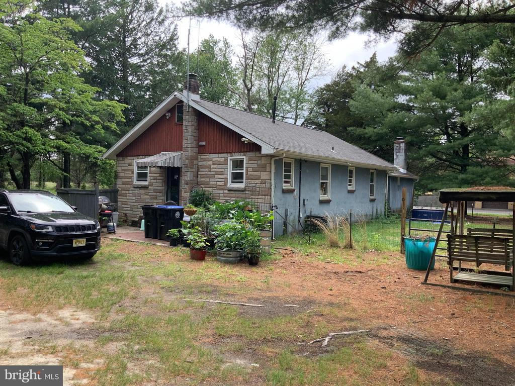 472 JACKSON ROAD