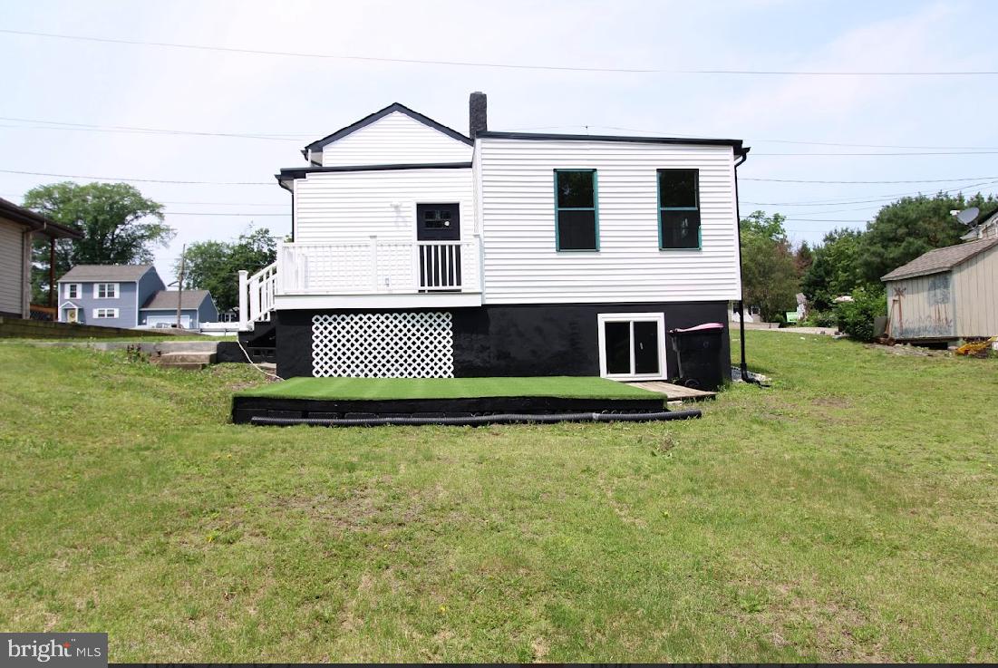 529 E BLENHEIM AVENUE