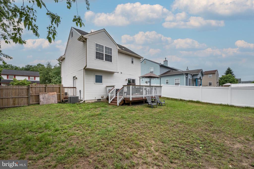 7721 HESSON LANE