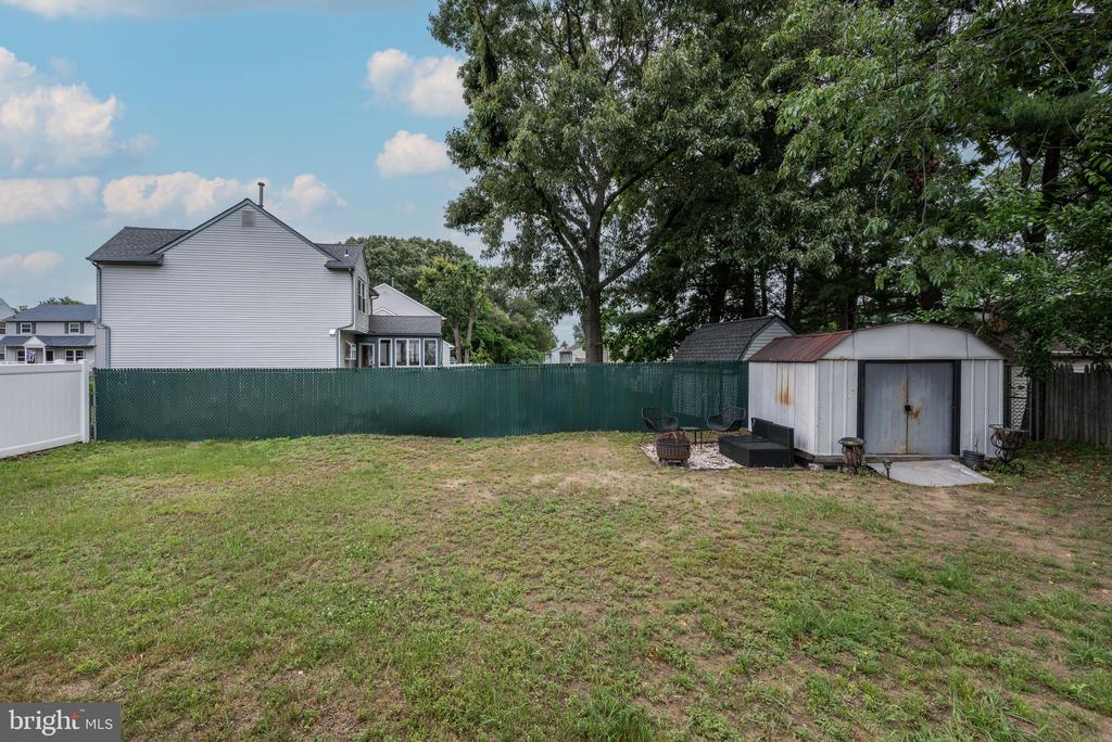 7721 HESSON LANE