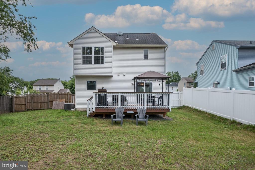 7721 HESSON LANE