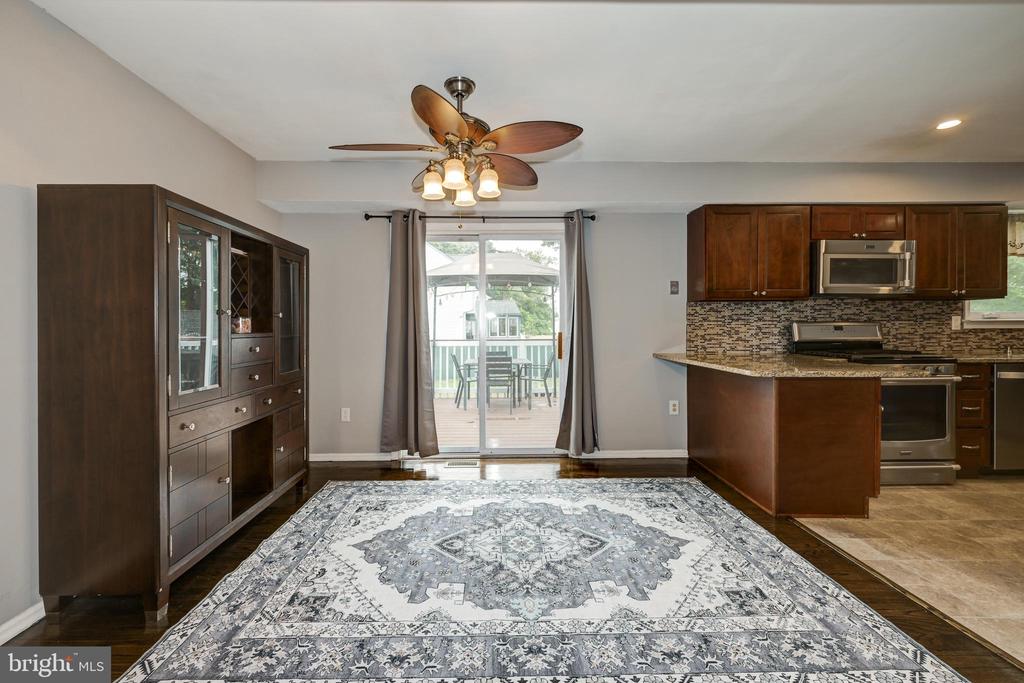 7721 HESSON LANE
